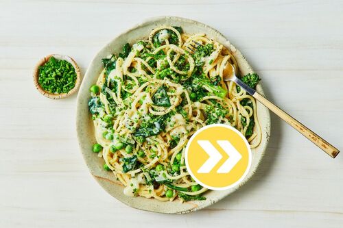 Prawns and Alfredo-Style Green Spaghetti