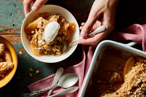 Pink Lady Apple Crisp