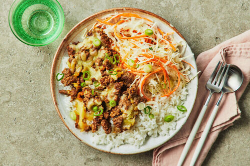 Fast Cheesy Lamb Burrito Bowl