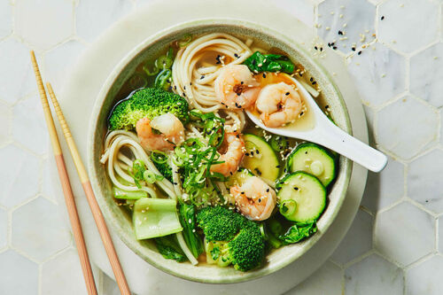 15-Min Japanese Prawn Udon Soup