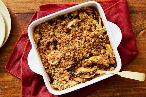 Thanksgiving! Spiced Apple Oat Crisp