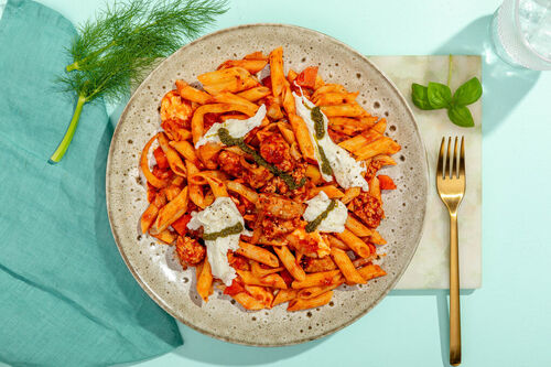 Mozzarella-Schweinswurst-Penne