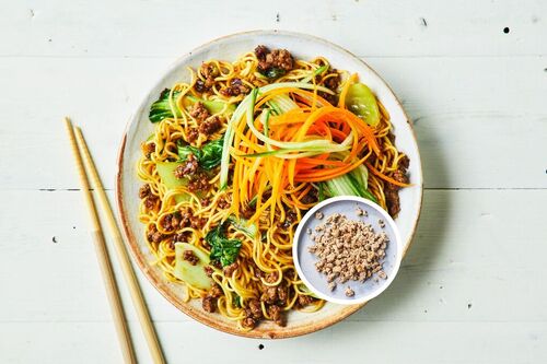 Spicy Hoisin Pork Noodles