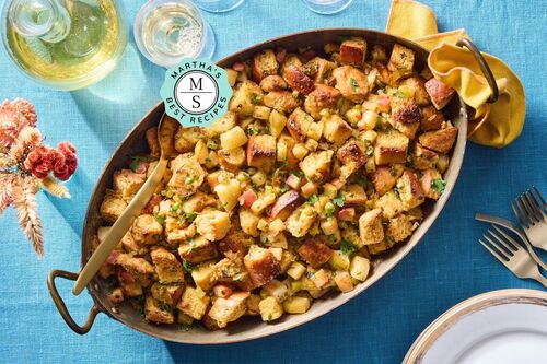Martha's Best Thanksgiving Apple Stuffing