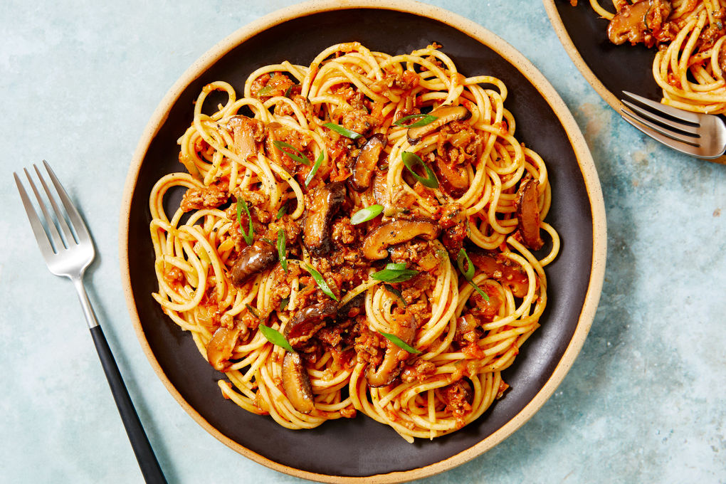 Chinese Style Beef 'Bolognese' with Spaghetti and Oyster Sauce | Marley  Spoon