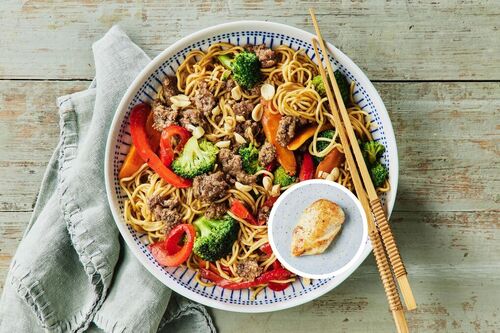Asian Chicken and Vegetable Noodles