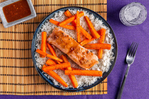 Lachs mit süßer Sojaglasur