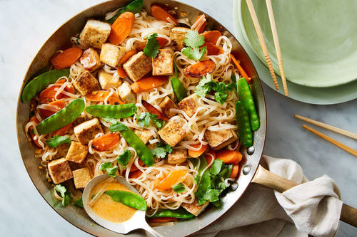 Red Curry Sirloin Steak & Rice Noodles