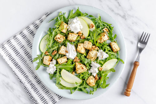 Knolselderij en geitenkaas-salade