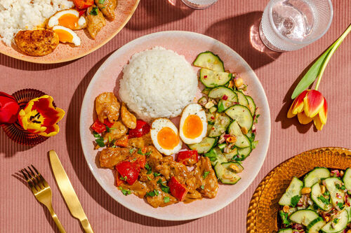 Vegetarische kipsaté en ketjap-ei