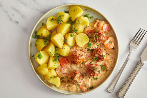 Putenhackbällchen in Kapernsauce