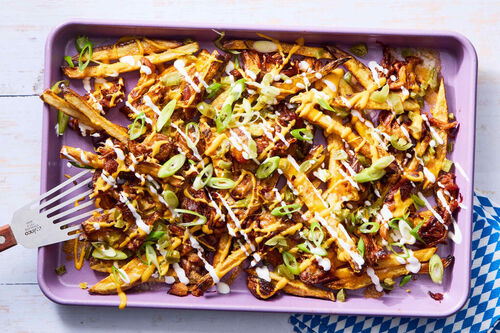 Tailgate! Loaded BBQ Pulled Pork Nacho Fries