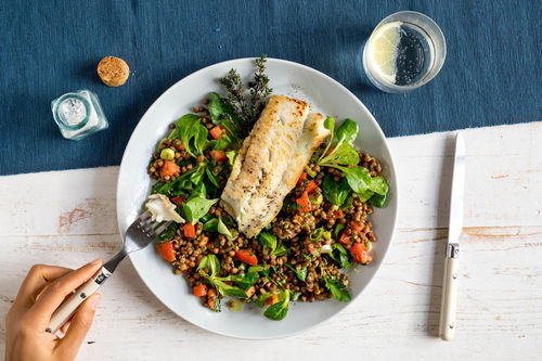 Gebakken heek met linzensalade