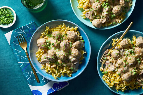 Slow Cooker Meatball Stroganoff