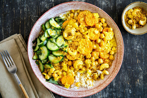 Japanse kikkererwtencurry met bruine rijst