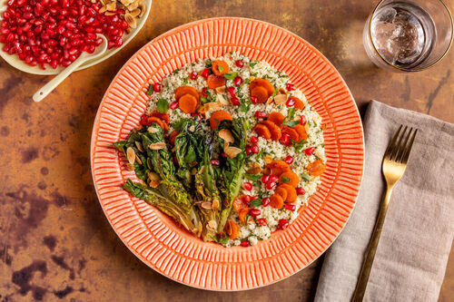 Pikante Karotten mit gebratenem Salat