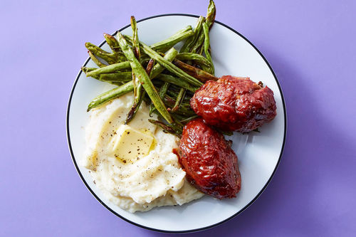 Mini Meat Loaves, Green Beans, and Potatoes