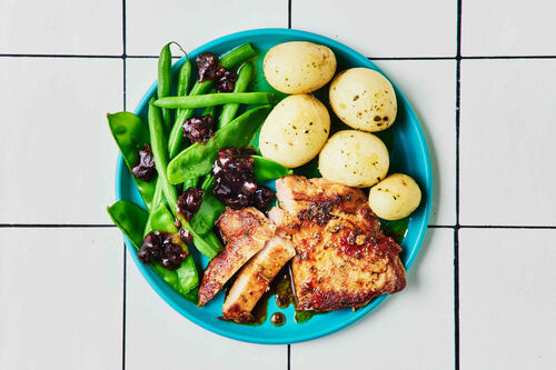 15-Min Pork Steaks and Garlic Butter Chats