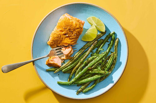 Low-Carb Curry-Spiced Salmon