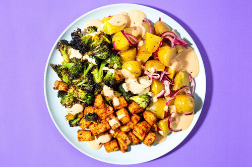 Knapperige tofu met krieltjes en broccoli