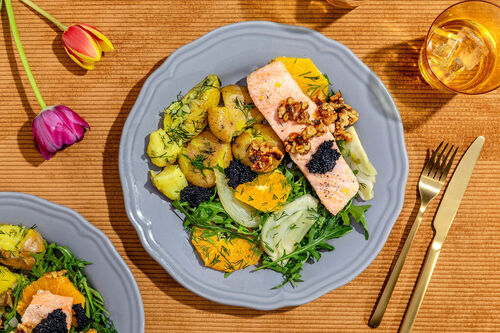 Lachsfilet x2 mit Seealgen-Kaviar & Walnüssen