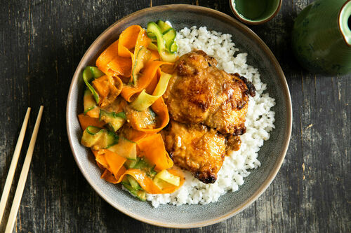 Gemarineerde kipdijfilet met miso en sojasaus