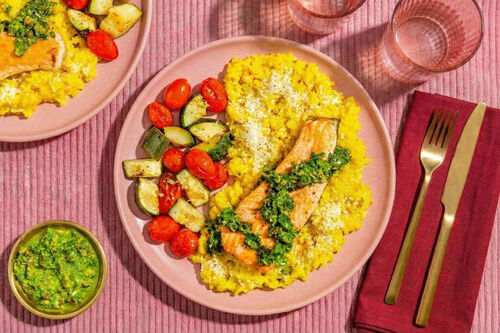 Saftiger Lachs auf Safran-Risotto