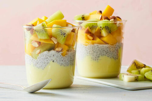 Immunity-Boosting Parfait with Mango & Kiwi