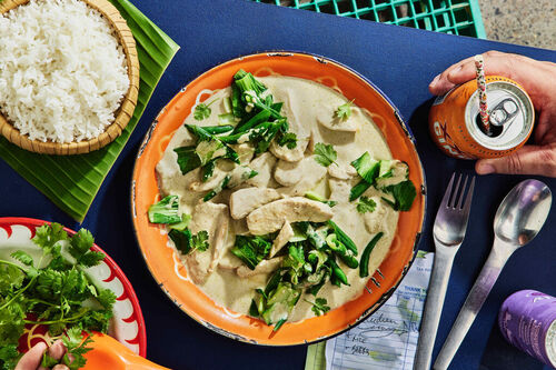 Bangkok-Style Spicy Green Chicken Curry