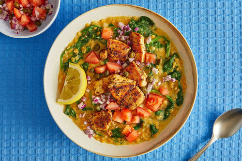 Malse vegan kip op spinazie-linzenstoof