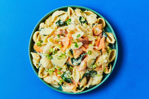 Lemony Smoked Salmon Pasta
