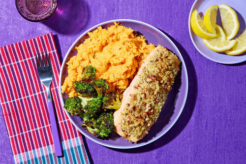 Herby Pecan-Crusted Salmon