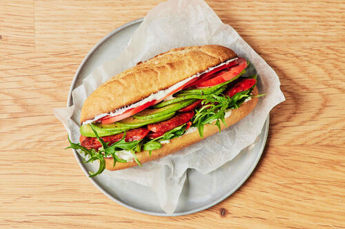 Lunch Chorizo, Lettuce and Tomato Sandwiches