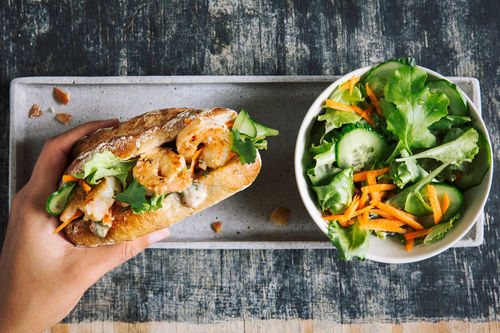 Bánh mì met garnalen