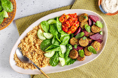 Falafel-Couscous-Platte