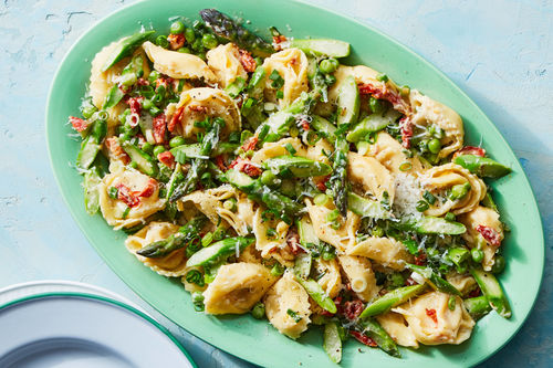 Creamy Spring Tortelloni Salad