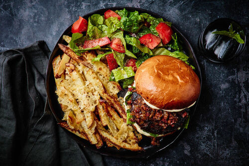 Deluxe Beef Burger with Bacon Jam