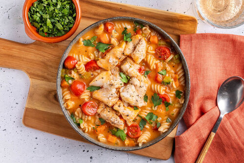 Italiaanse visstoof met volkoren pasta