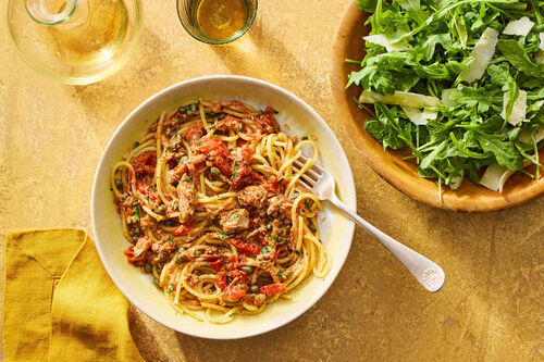 Pasta al Tonno (Pasta with Tuna & Tomatoes)