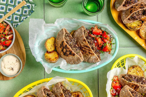 Pitataschen mit Hackfleisch und Tahini