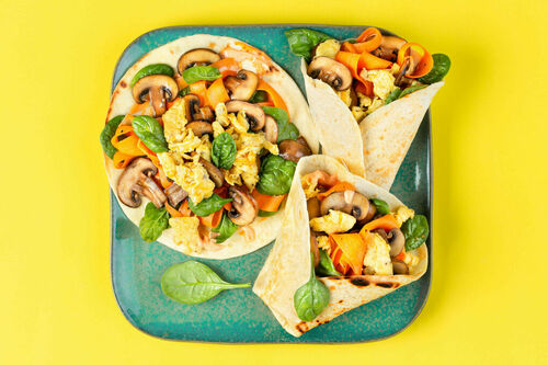 Bunte Wraps mit Pilzrührei