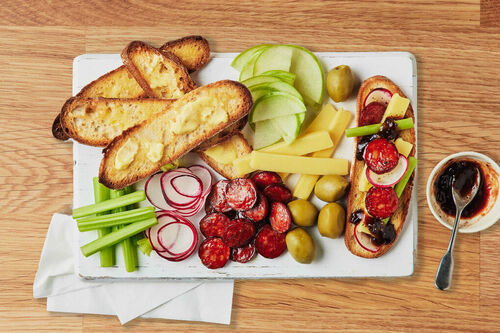Lunch Chorizo Ploughman's Platter