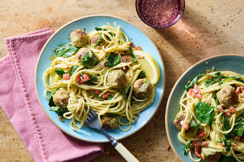 Creamy Pesto Spaghetti & Meatballs