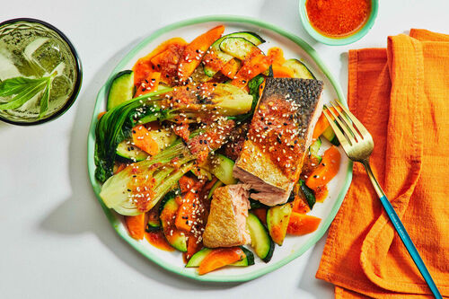 Carb-Conscious Salmon and Veggies