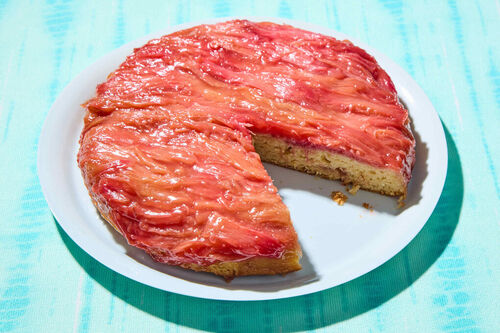 Spring Vibes! Rhubarb Upside-Down Cake