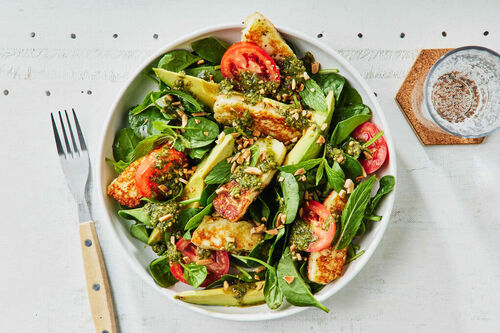 Carb-Conscious Light and Fresh Haloumi Salad