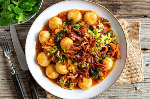 Käse-Gnocchi mit Speck