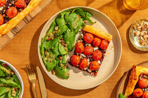 Kirschtomaten-Tarte mit Feta