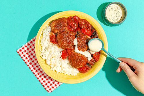 Saftige Schweinehackbällchen auf Reis