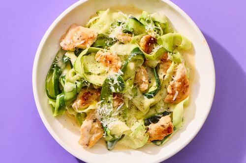 Low-Carb Zucchini "Fettuccine" Alfredo